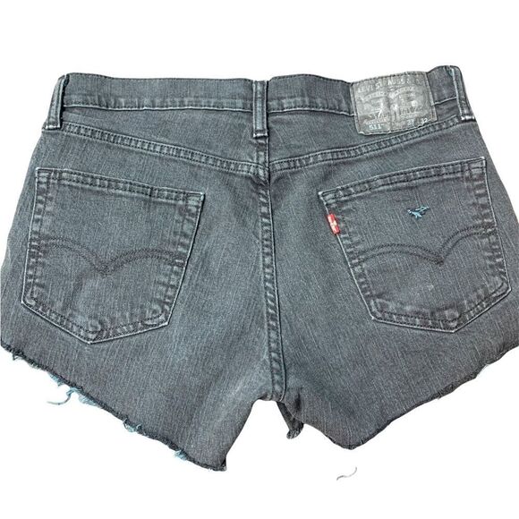 Levi’s Black Cut Off Shorts - Picture 1 of 9